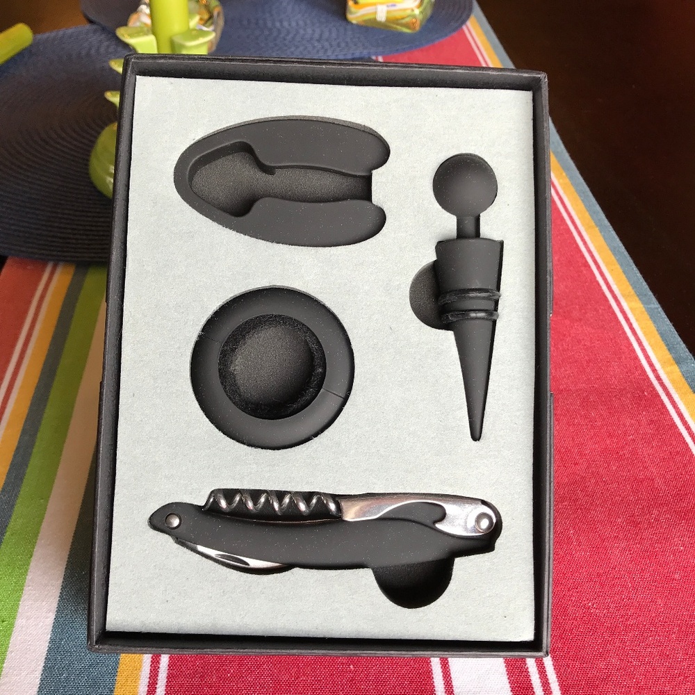 Picnic Time Metro Wine Tool 4 Piece Set